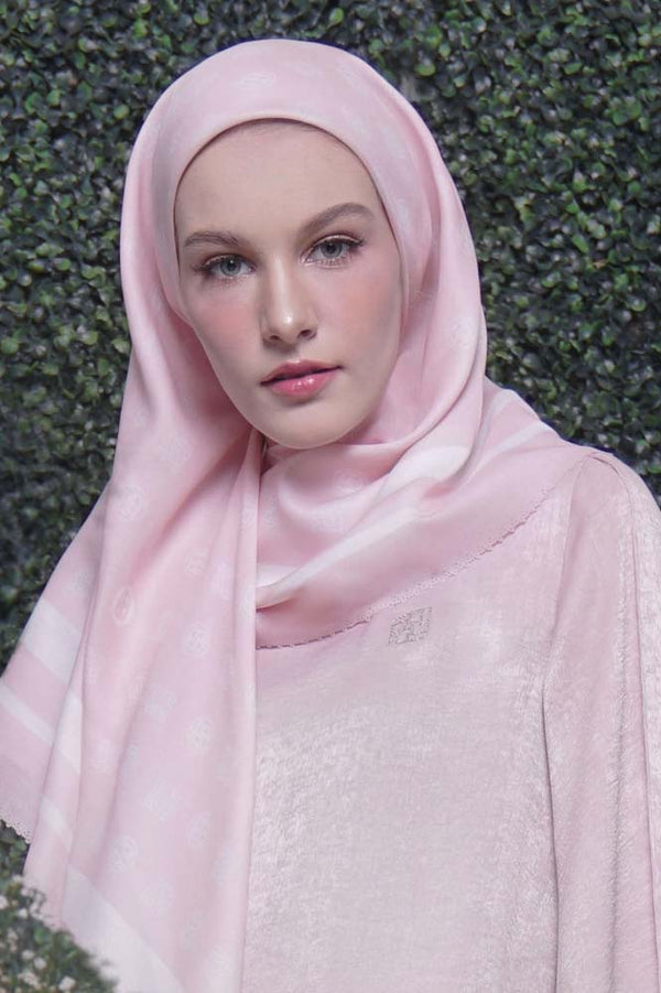 PERFECT PRIVE PINK SCARF