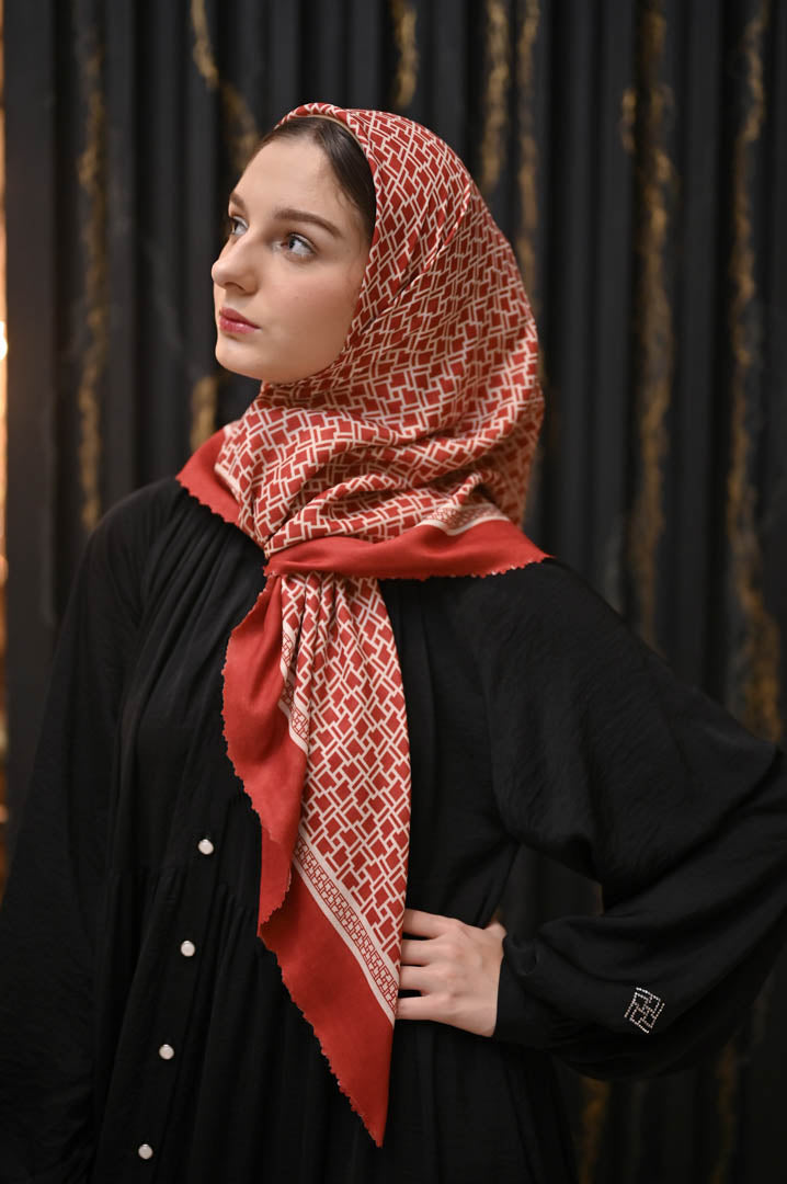 SIMPLY RED SCARF