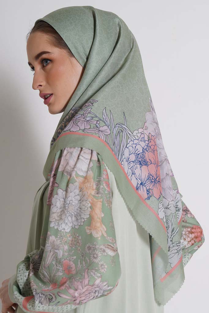 BEAUTY PARADISE GREEN SCARF